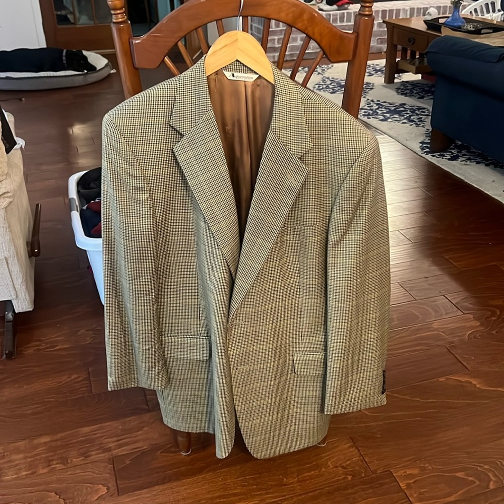 Light summer sports coat.  42R.